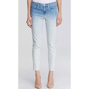 VINCE Mason Relaxed Rolled Jeans Size 31 Light Wash casual denim
